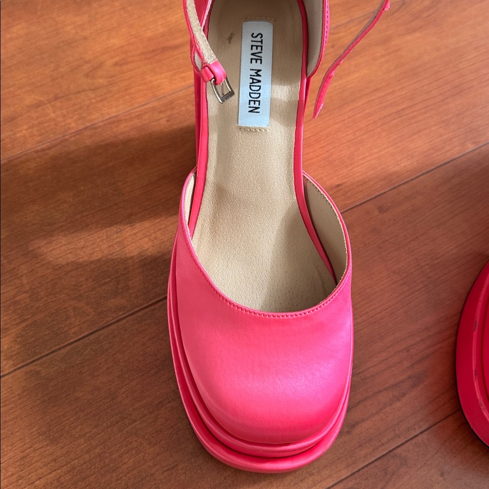 Steve Madden Charlize Hot Pink Satin Platforms - Picture 8 of 14